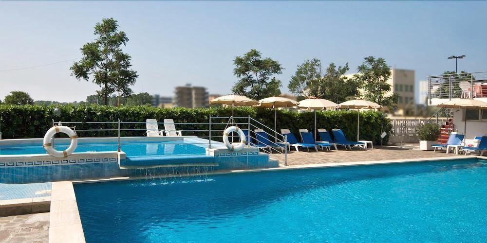 Gallia Club